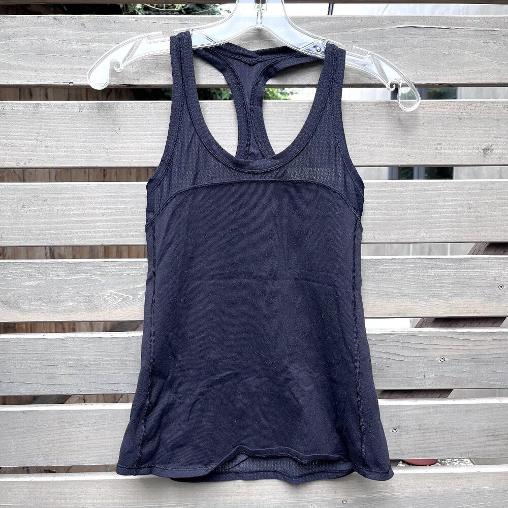 Lululemon Racerback Running & Training Tank Top in Black, Size 4